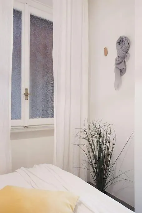 Vayadu Etoile House Apartment Ospedaletti 0*,
